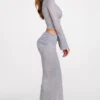 Diana – Transparenter Jersey-Maxirock mit tiefem Bund und drapiertem Schnitt in Grau Diana – Transparenter Jersey-Maxirock mit tiefem Bund und drapiertem Schnitt in Grau