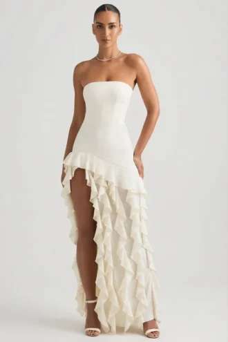 Diletta Rüschenbesetztes trägerloses Abendkleid in Elfenbein