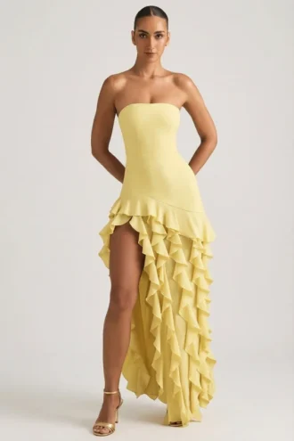 Diletta trägerloses Kleid mit Rüschenbesatz in Pastellgelb