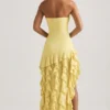 Diletta trägerloses Kleid mit Rüschenbesatz in Pastellgelb Diletta trägerloses Kleid mit Rüschenbesatz in Pastellgelb