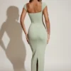 Dolcezza Maxikleid mit Herzausschnitt in Salbeigrün Dolcezza Maxikleid mit Herzausschnitt in Salbeigrün