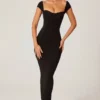 Dolcezza Maxikleid mit Herzausschnitt in Schwarz Dolcezza Maxikleid mit Herzausschnitt in Schwarz