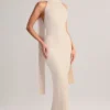 Dree Maxikleid mit Rippstrick und Schaldetail in Creme Dree Maxikleid mit Rippstrick und Schaldetail in Creme