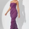 Dulce verziertes Bandeau-Maxikleid mit Rüschen in Pflaume Dulce verziertes Bandeau-Maxikleid mit Rüschen in Pflaume