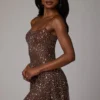Durrani Transparentes, verziertes Minikleid mit U-Ausschnitt in Deep Cocoa Durrani Transparentes, verziertes Minikleid mit U-Ausschnitt in Deep Cocoa