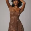 Durrani Transparentes, verziertes Minikleid mit U-Ausschnitt in Mocha Durrani Transparentes, verziertes Minikleid mit U-Ausschnitt in Mocha