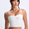 Edie Modal-Bandeau-Oberteil mit gedrehter Vorderseite in Weiß Edie Modal-Bandeau-Oberteil mit gedrehter Vorderseite in Weiß