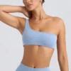 Ein-Schulter-Sport-BH in Washed Blue Ein-Schulter-Sport-BH in Washed Blue