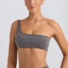 Ein-Schulter-Sport-BH in Washed Charcoal Ein-Schulter-Sport-BH in Washed Charcoal