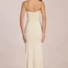Elanora Maxikleid mit tiefem V-Ausschnitt in Elfenbein Elanora Maxikleid mit tiefem V-Ausschnitt in Elfenbein