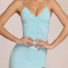 Elanora Maxikleid mit tiefem V-Ausschnitt in zartem Aqua Elanora Maxikleid mit tiefem V-Ausschnitt in zartem Aqua