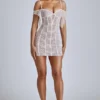 Eleonora – Transparentes A-Linien-Minikleid aus Spitze in Elfenbein Eleonora – Transparentes A-Linien-Minikleid aus Spitze in Elfenbein