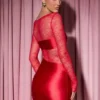 Eliette Langarm-Minikleid mit Spitzen-Einsätzen und drapiertem, figurbetontem Schnitt in Rot Eliette Langarm-Minikleid mit Spitzen-Einsätzen und drapiertem, figurbetontem Schnitt in Rot