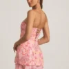 Eliselle Verziertes trägerloses Korsett-Minikleid in Rosa Eliselle Verziertes trägerloses Korsett-Minikleid in Rosa