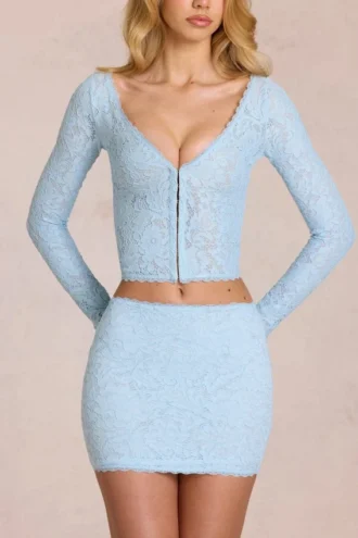 Elowise Spitzenminirock in Powder Blue