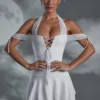Elvyra Minikleid mit Schnürung und Neckholder in Weiß
