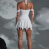 Elvyra Minikleid mit Schnürung und Neckholder in Weiß