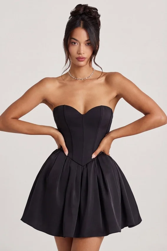 Emeline Korsett-Tüll-Minikleid in Tiefschwarz Emeline Korsett-Tüll-Minikleid in Tiefschwarz