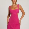 Emilion verziertes Minikleid mit Cut-outs in Fuchsia Emilion verziertes Minikleid mit Cut-outs in Fuchsia