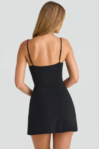 Emmy Modal-Minikleid mit Herzausschnitt und A-Linien-Schnitt in Schwarz