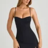 Emmy Modal-Minikleid mit Herzausschnitt und A-Linien-Schnitt in Schwarz