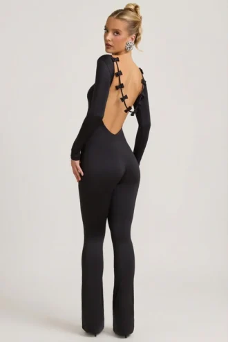 Eulalie Jumpsuit aus geschmeidigem Jersey mit Schleifendetail in Schwarz
