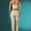 Fallon Petite Verzierte Spitzenhose mit niedriger Leibhöhe in Elfenbein