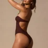 Faye Bandeau-Badeanzug mit Cut-outs in Espressobraun