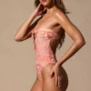 Faye Cut-Out-Bandeau-Badeanzug mit Paisley-Print