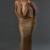Feyre Verziertes rückenfreies Maxikleid mit Wasserfallausschnitt in Gold
