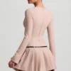 Fiorella Langarm-Minikleid mit Falten in Mushroom Fiorella Langarm-Minikleid mit Falten in Mushroom