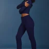 Flared-Hose mit Umschlag und Zopfmuster in Marineblau Flared-Hose mit Umschlag und Zopfmuster in Marineblau