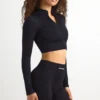 FlexiRib Zip-Up Cropped Jacket in Schwarz FlexiRib Zip-Up Cropped Jacket in Schwarz