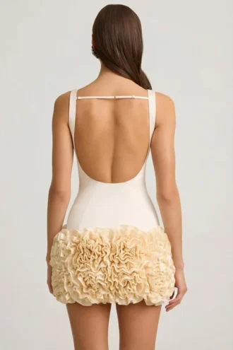 Florrie Satin-Minikleid mit Blumenapplikationen und offenem Rücken in Elfenbein