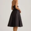 Gabrielle trägerloses Midi-Korsettkleid in Schwarz