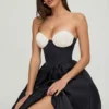 Gabrielle trägerloses Midi-Korsettkleid in Schwarz