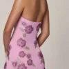 Galene Minikleid mit Neckholder und Verzierungen in zartem Rosa Galene Minikleid mit Neckholder und Verzierungen in zartem Rosa