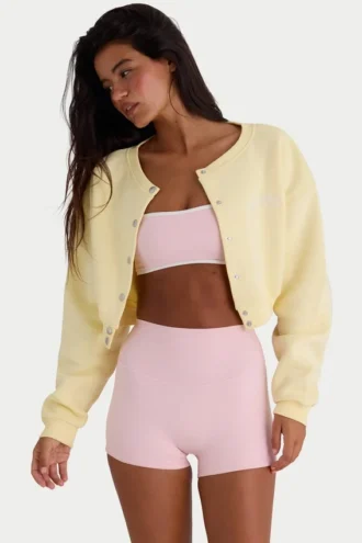 Gekürzte Strickjacke aus gebürstetem Jersey mit Knopfleiste in zartem Gelb