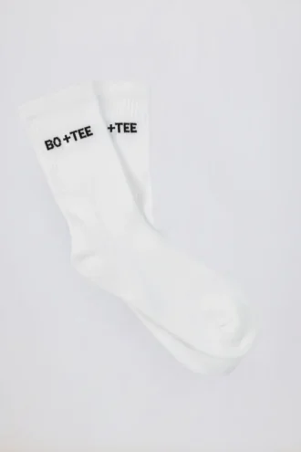 Gerippte Half-Crew-Socken in Weiß