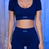 Gerippte Minishorts in Marineblau