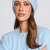 Gerippte Strickmütze in Hellblau