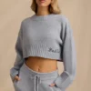 Gerippter, verkürzter Pullover aus Strick in Soft Blue Gerippter, verkürzter Pullover aus Strick in Soft Blue