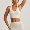 Gianna Bouclé-Crop-Top mit Neckholder in Weiß