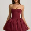 Gloriana Midaxi-Kleid mit umklappbarem Saum und Schleifenverzierung in Weinrot Gloriana Midaxi-Kleid mit umklappbarem Saum und Schleifenverzierung in Weinrot