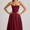 Gloriana Midaxi-Kleid mit umklappbarem Saum und Schleifenverzierung in Weinrot Gloriana Midaxi-Kleid mit umklappbarem Saum und Schleifenverzierung in Weinrot