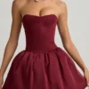 Gloriana Midaxi-Kleid mit umklappbarem Saum und Schleifenverzierung in Weinrot Gloriana Midaxi-Kleid mit umklappbarem Saum und Schleifenverzierung in Weinrot