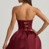 Gloriana Midaxi-Kleid mit umklappbarem Saum und Schleifenverzierung in Weinrot Gloriana Midaxi-Kleid mit umklappbarem Saum und Schleifenverzierung in Weinrot