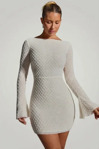 Grazina verziertes A-Linien-Minikleid mit offenem Rücken in Weiß