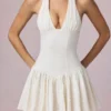 Haddie Modal-Minikleid mit Broderie Anglaise und Neckholder-Ausschnitt in Weiß Haddie Modal-Minikleid mit Broderie Anglaise und Neckholder-Ausschnitt in Weiß