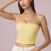 Hania Modal-Oberteil mit Broderie Anglaise in Zitronengelb
